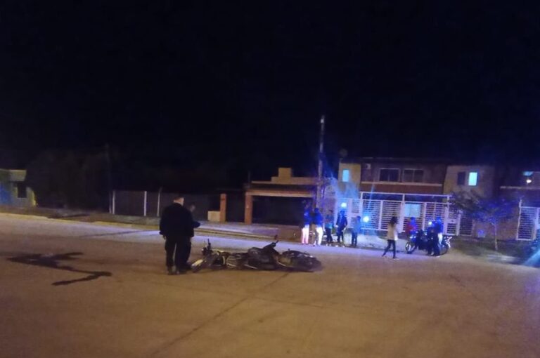 El choque fue protagonizado por una moto Honda Tornado