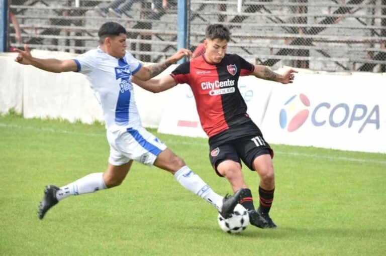 Argentino superó a un equipo compuesto por juveniles de Newell's. Gentileza: prensa Newell's Old Boys.
