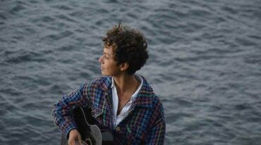 'Mi madre escuchaba música para escapar de las penas'
