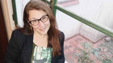 La Feria del Libro Rosario es testigo de su operatividad y de una enorme labor con un grupo de compañeras. Gentileza.