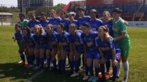 Las campeonas antes de la final en la cancha de Central Córdoba. Gentileza: prensa Liga Santafesina de Fútbol.