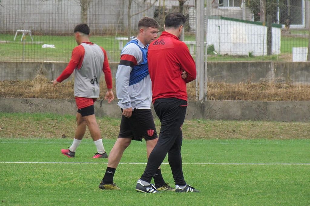 Benjamín Bravo tras su debut con Patronato y la chance de De Paoli.  Gabriel Obelar