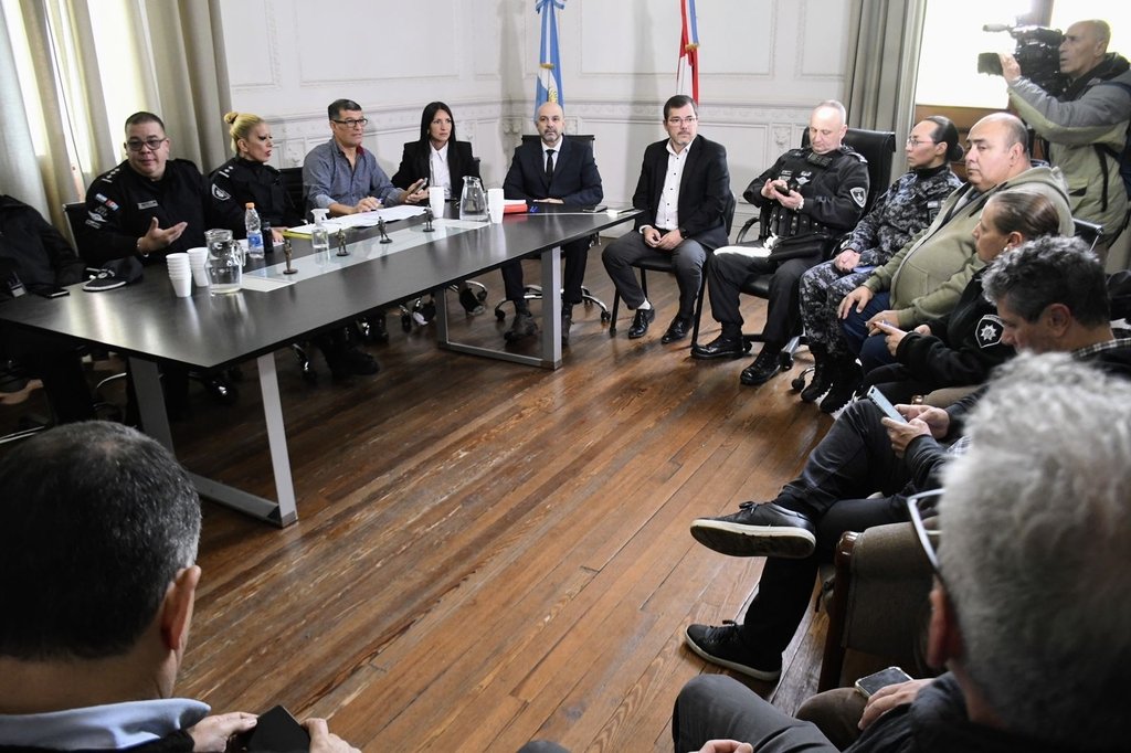 Un detalle saliente es que del cónclave no participaron los presidentes de los clubes y tampoco hubo dirigentes de las primeras líneas de ambas instituciones. Marcelo Manera