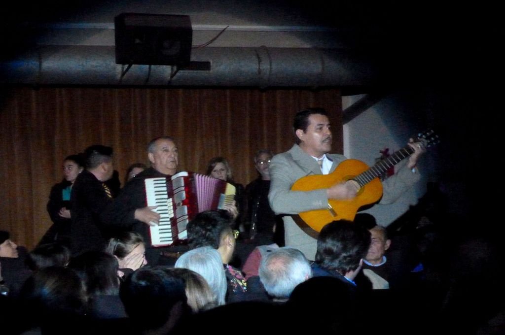 Un espectáculo histórico musical convocó masivamente a los villaguayenses.