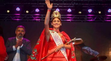 Camila Rojas saluda en la edición 63