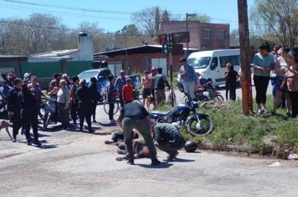 El hecho ocurrió cerca de las 13 en el cruce de avenida Bermejo y 1° de Mayo. Gentileza.