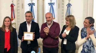 El intendente Javkin estuvo en el acto. Gentileza.