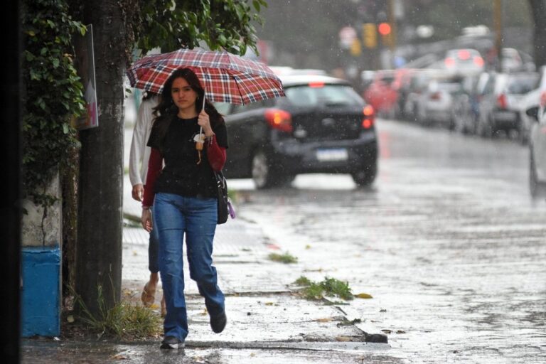 La lluvia volvió a Santa Fe tras un mes. El último día donde se registraron precipitaciones en la ciudad fue el 3 de septiembre cuando cayeron 4 milímetros. Pablo Aguirre