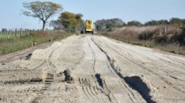 'Una vez que el proveedor entregue la piedra vamos a arrancar con la obra. Igualmente ya estuvimos colocando alcantarillas