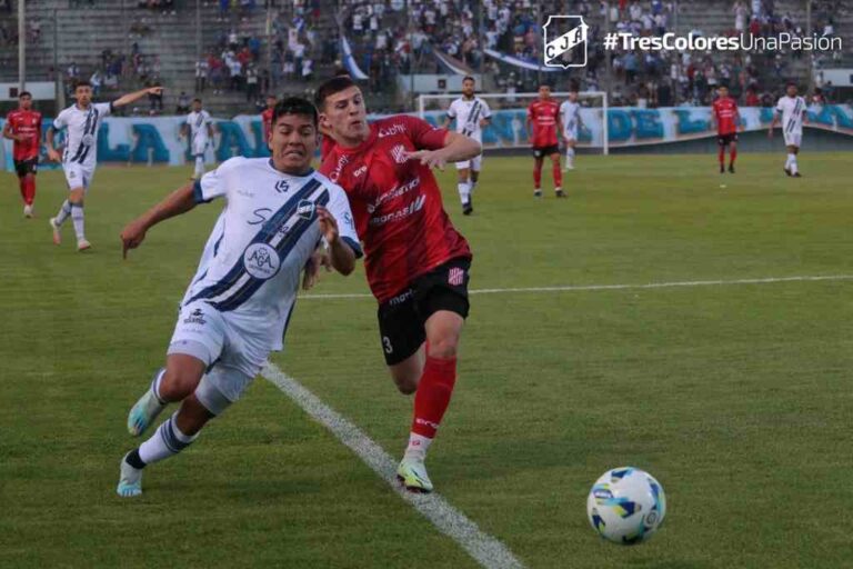 9 de Julio ganó en el estadio Martearena. Gentileza: prensa Juventud Antoniana.