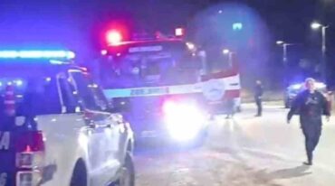 Trabajaban en el lugar móviles de Bomberos Voluntarios y Zapadores