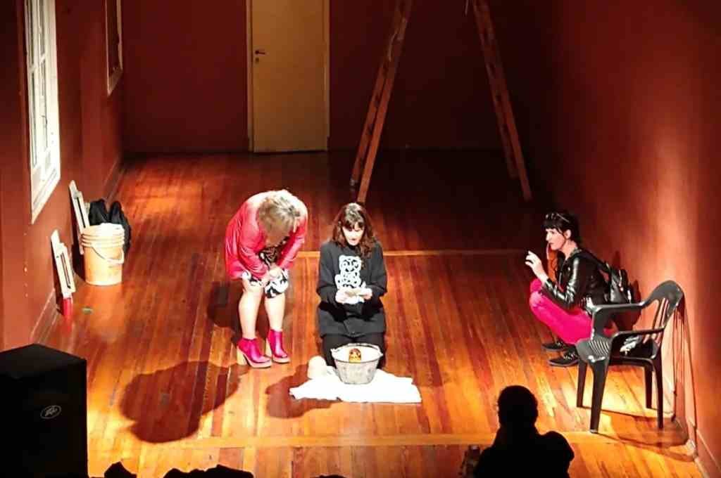 El grupo de cinco mujeres que conforman Bunica cuenta con una profunda matriz que atraviesa el campo de la psicología. Gentileza.