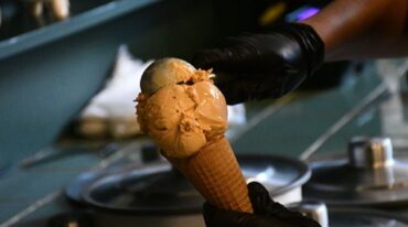 La Fiesta Provincial del Helado Artesanal es organizada por la Cámara Industrial y Comercial del Helado Artesanal (CICHA)