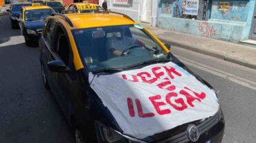 Los taxistas realizaron una protesta el jueves. Marcelo Manera.