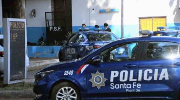 Los incidentes se produjeron en la comisaría de la esquina de Sarmiento y Ameghino. Marcelo Manera.