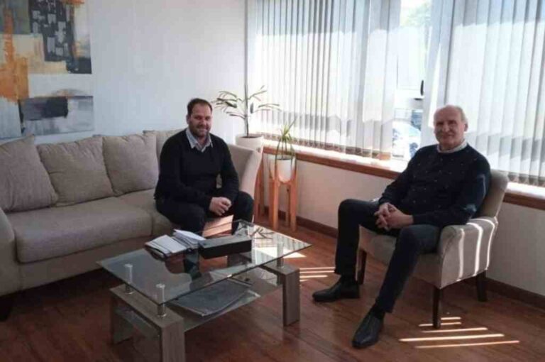 Primer encuentro de transición post elecciones. Gentileza.