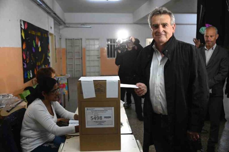 Rossi votó en la Escuela Francisco Netri. Marcelo Manera.