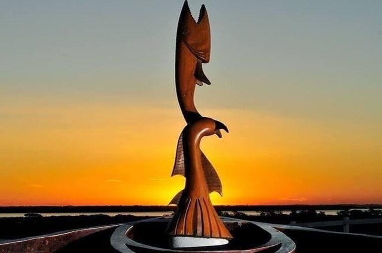 Desde el mirador del camping Pirayú se puede observar uno de los mejores paisajes del río Paraná. Fotos: Prensa Municipalidad Piedras Blancas