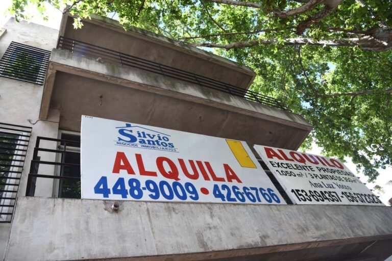 El alquiler de un dos ambientes está cerca de los 110.000 pesos