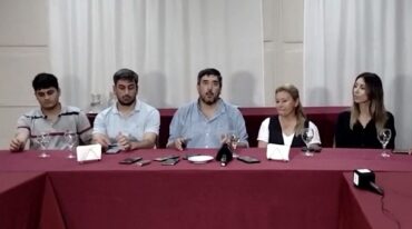 El intendente electo ofreció una conferencia de prensa.