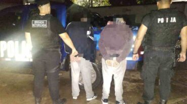 Personal de la Brigada Motorizada detuvo a dos sujetos que se manejaban en actitud sospechosa. Gentileza.