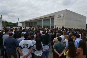 La apertura contó con la presencia de mucho público. Mauricio Garín.