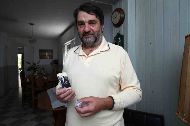 Claudio Perusini es santafesino y sobrevivió gracias al milagro de Mama Antula. Flavio Raina.