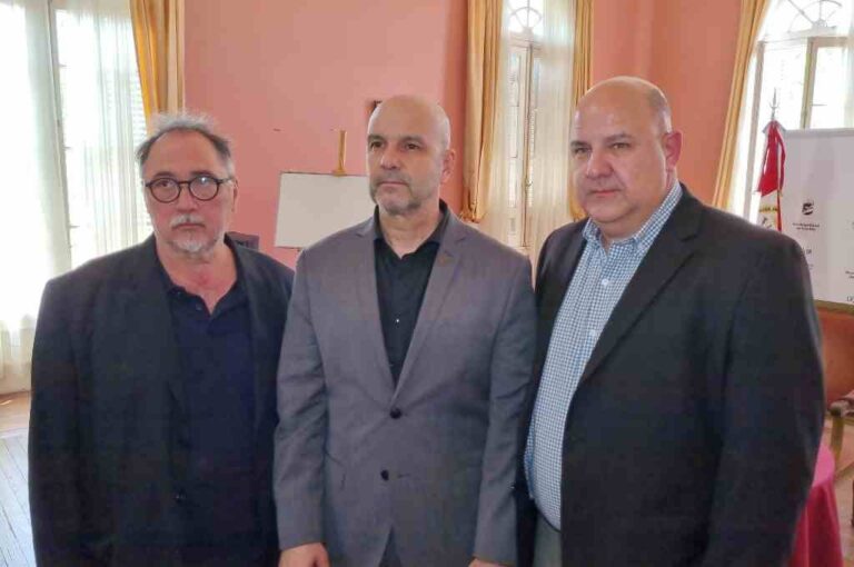 La reunión se realizó para tratar la problemática de la inseguridad en la región del sur santafesino. Mirador Provincial.