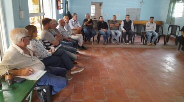 Por último durante el encuentro surgió la idea de crear una 'Comisión de Seguridad' de la zona con características similares a las existentes como la de la ciudad de San Justo.