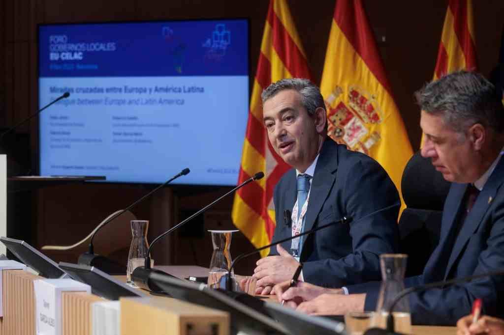 Javkin se encuentra en Europa invitado por la Diputación de Barcelona y el Gobierno de España. Gentileza: prensa Municipalidad de Rosario.