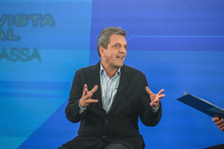 "Tenemos que ir a un nuevo pacto federal. Estoy dispuesto a ceder recursos