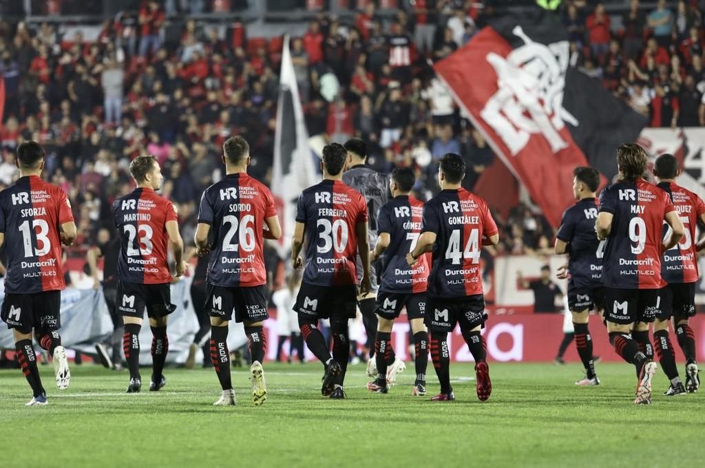 La probable alineación de Boca ante Newells sería: Sergio Romero; Luis Advíncula