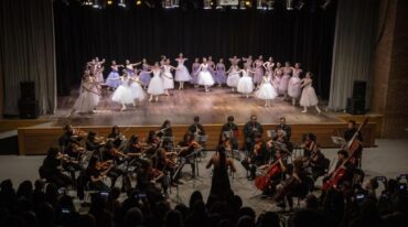 La Escuela Municipal de Música "Juan B. Massa" (bulevar Oroño 1540) también tiene preparadas grandes sorpresas. El 17 de noviembre se llevarán a cabo ensambles de jazz