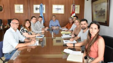 "Acordamos que estaremos convocando a representantes del Sindicato de Empleados y Obreros Municipales (SEOM) y de la Asociación de Personal Jerarquizado (APJ) a partir de sendas notas que nos acercaron y les daremos la participación en una reunión para que puedan plantear cuestiones que consideren necesarias". Gentileza