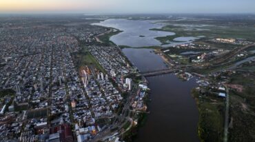Una postal clásica de la capital de la provincia. archivo/Fernando Nicola