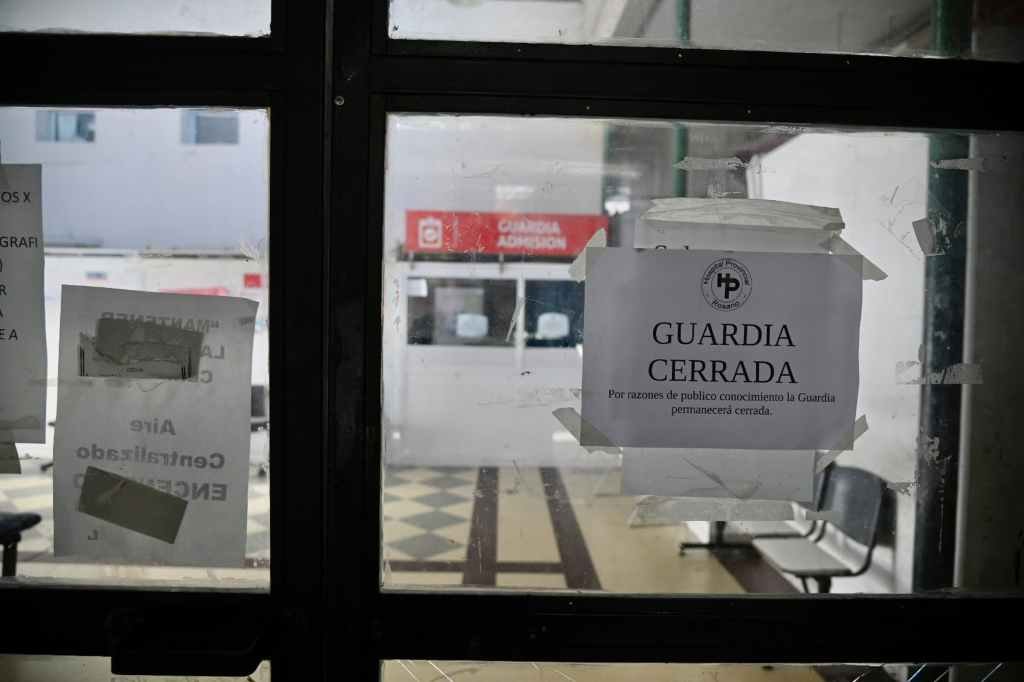 El director del centro de salud habló con la prensa. Marcelo Manera.