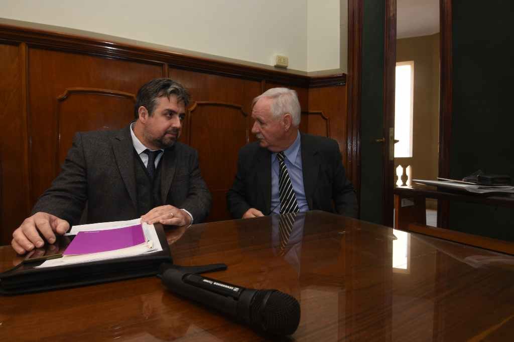 Pablo Cococcioni (izquierda) ocupará el cargo de ministro de Seguridad