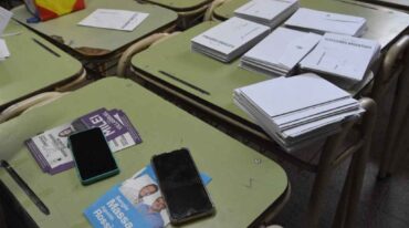 El recuento de votos comenzó a las 18. Manuel Fabatía.