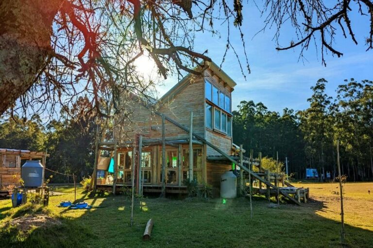 En Concordia está ubicada la única escuela agroecológica secundaria con edificio diseñado con criterio sustentable en Entre Ríos.