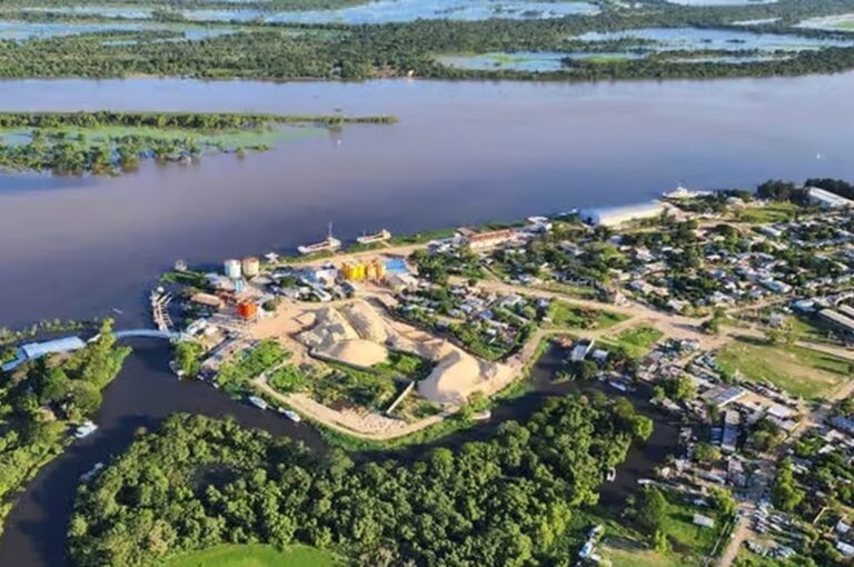 El río alcanzó los 5