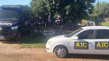 El delincuente fue detenido en una vivienda de calle Bermejo de la ciudad de Carcarañá. Gentileza.