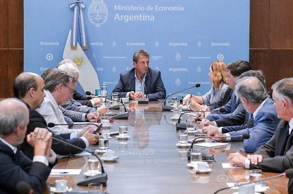 Sergio Massa se comprometió ante los gobernadores entrantes y salientes a enviar el dinero a las provincias. gentileza