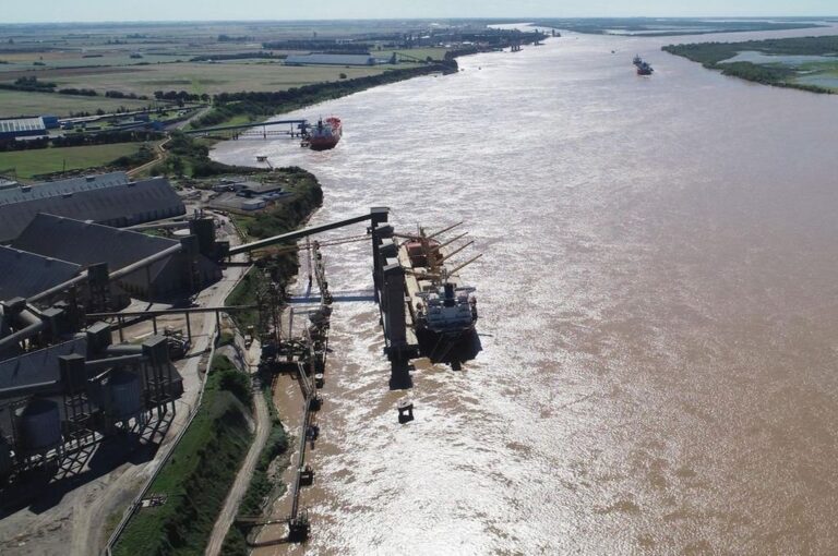 Raimundo hizo hincapié en cuatro temas centrales respecto de la Hidrovía. 'Primero: privatizar