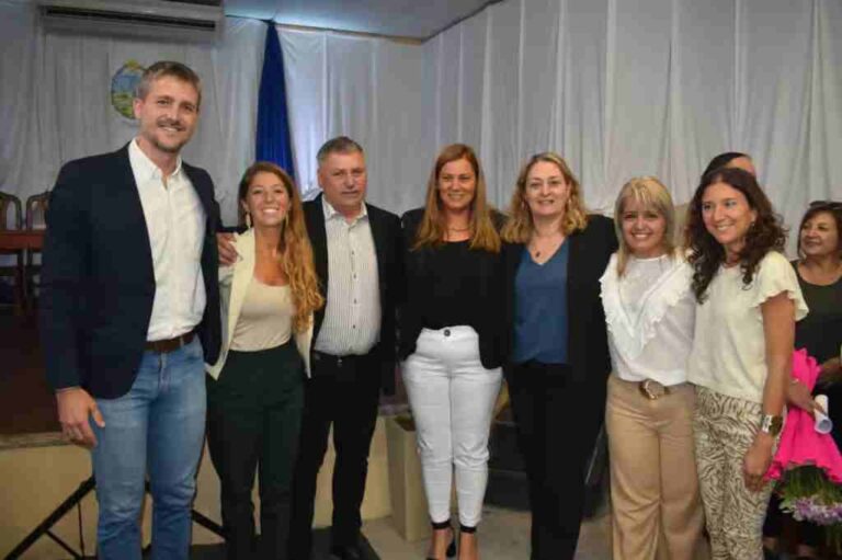 Con total respaldo. Legisladores provinciales estuvieron presentes para ratificar el acompañamiento al gobierno de Sergio Busquet. Gentileza.