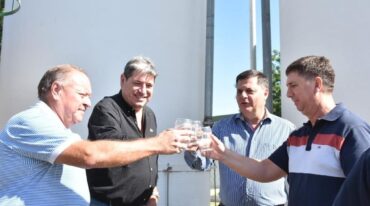 "Lograr que la comunidad de San Carlos Norte se conecte al Acueducto Desvío Arijón para comenzar a recibir agua potable de calidad es fruto de una fuerte labor de representación que tiene al trabajo colaborativo y al hacer con todos como eje central del trabajo diario". Gentileza