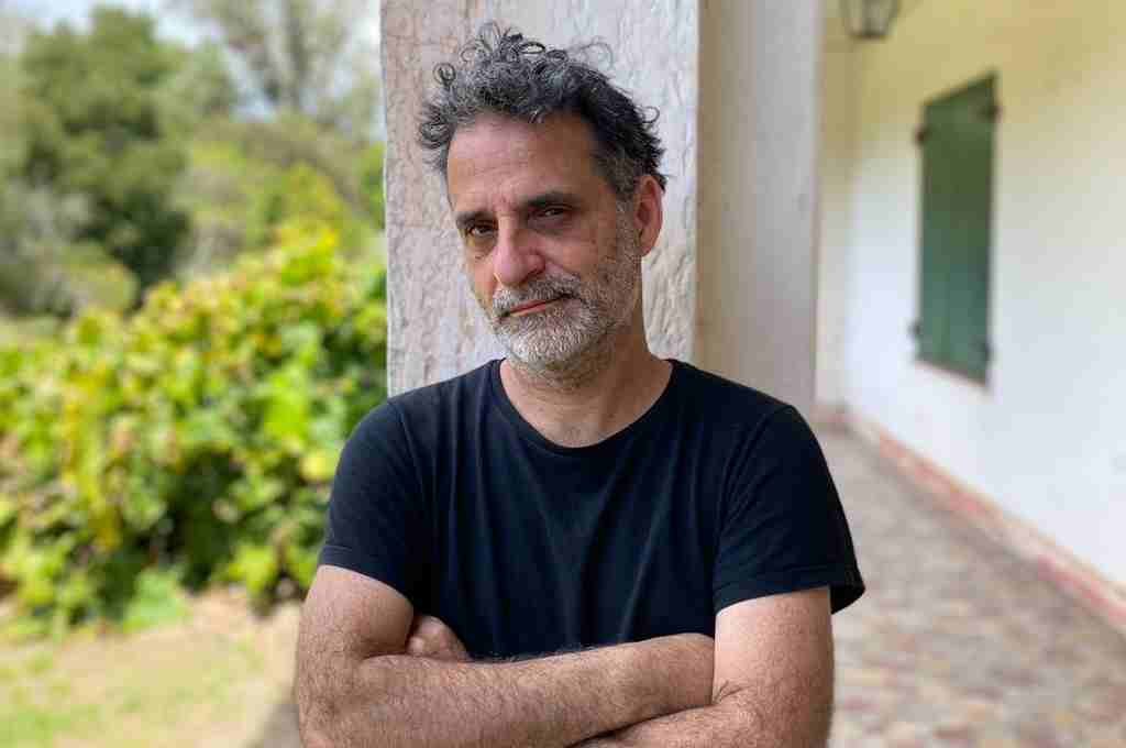 "Casi siempre empiezo una canción por el acompañamiento de guitarra"