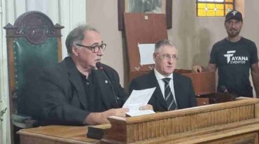 Guillermo Franchella en su primer discurso como intendente de Casilda. Mirador Provincial.