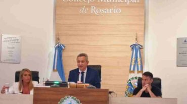 El funcionario inició su segundo período en el Palacio de los Leones. Twitter.