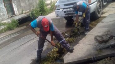 Personal municipal realizó tareas preventicas de limpieza.