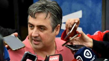 Cococcioni habló con los medios este miércoles sobre lo sucedido a Pullaro. Gentileza: prensa Gobierno de Santa Fe.